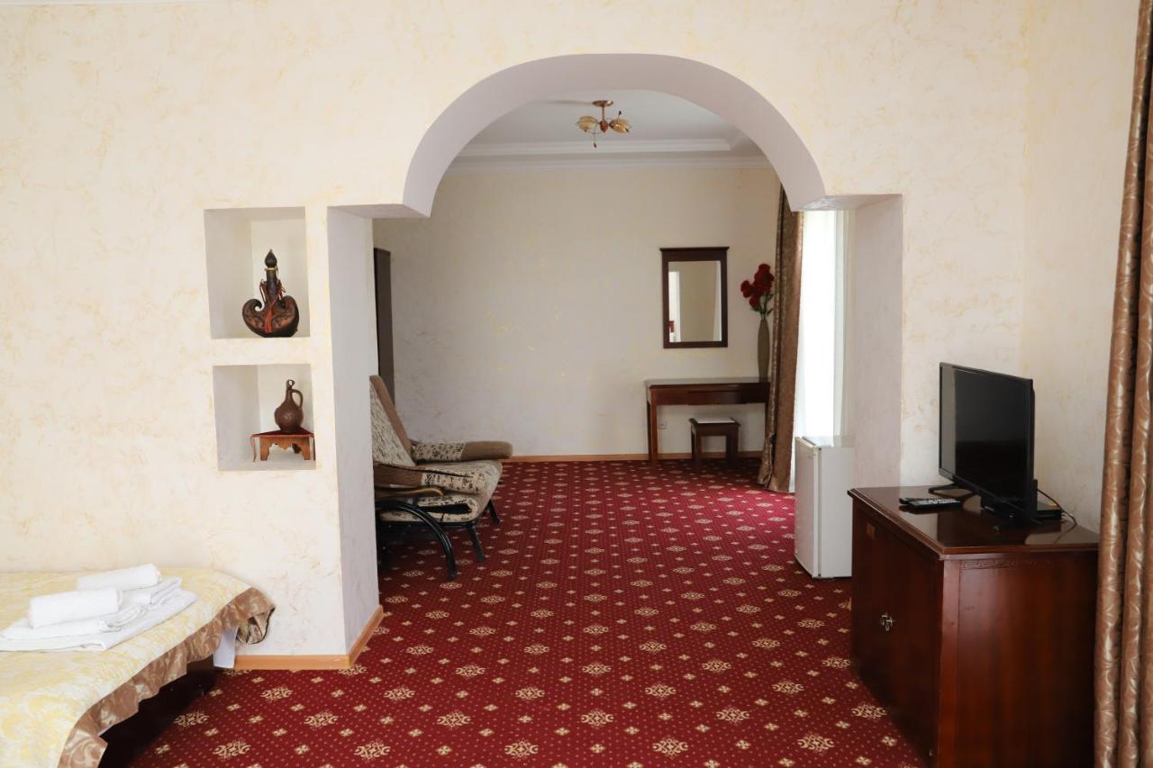 Hotel Eurasia Deluxe ボロヴォエ エクステリア 写真